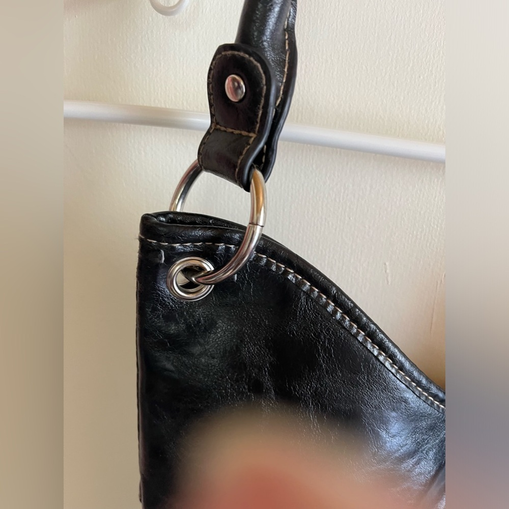 Croft and barrow Beautiful black leather purse - Picture 5 of 9